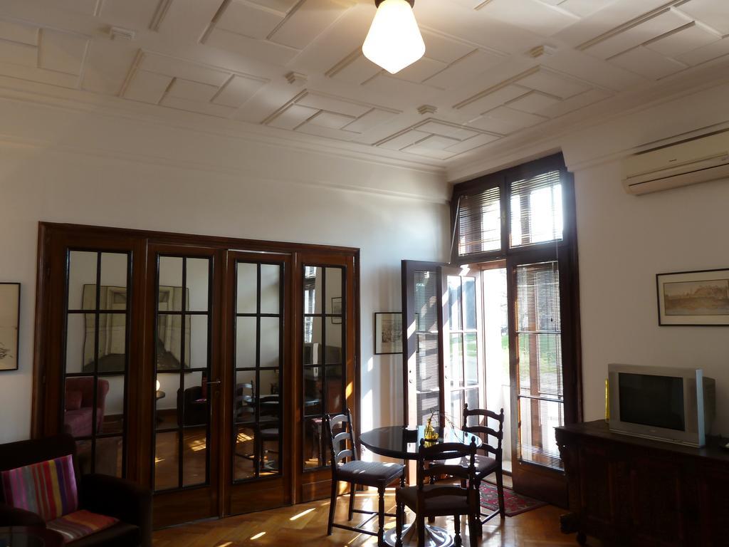 Apartment Parliament Park Belgrado Exterior foto