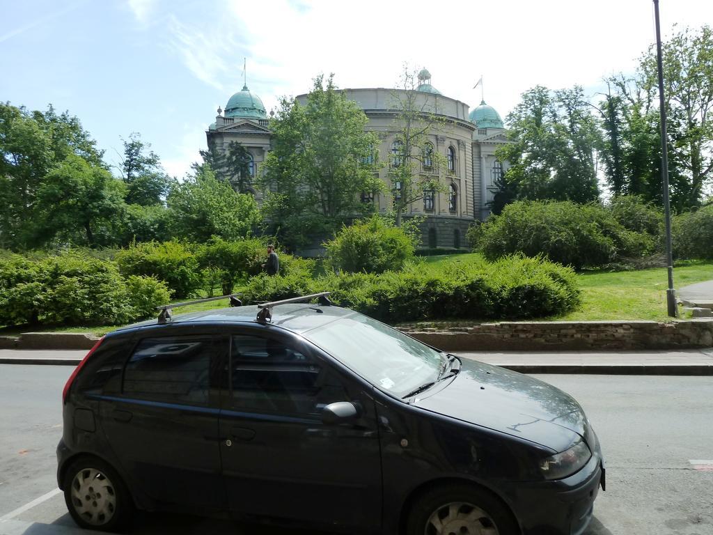 Apartment Parliament Park Belgrado Exterior foto