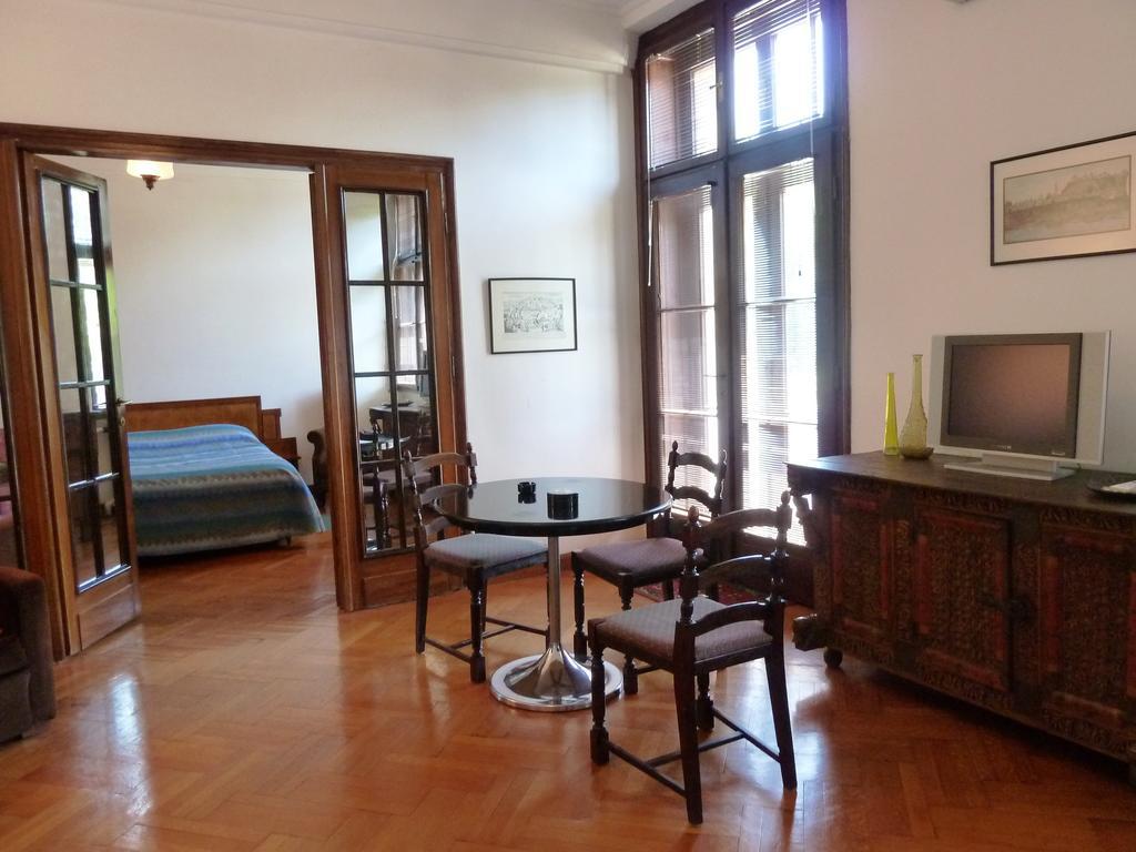 Apartment Parliament Park Belgrado Exterior foto